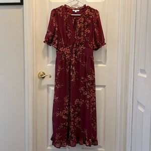 Floral burgundy dress perfect for fall